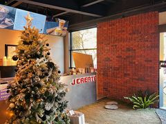 -J Create城市露营咖啡·简餐·宠物(上海动物园店)