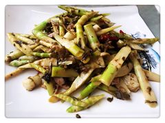 雪菜炒野笋-丈母娘的饭局•新金陵菜(牛首山店)
