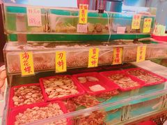 -鲜入围煮花胶鸡海鲜火锅