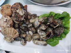 -龙香居海鲜浑锅家常菜·特色驴肉