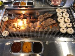 -马路牙子烧烤音乐酒馆(望京店)
