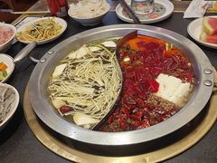 -沸炉重庆老火锅(军事博物馆店)