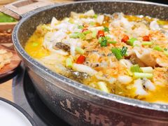 -山城外·非遗酸菜鱼(蜀都万达店)