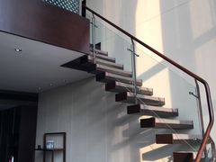 -深圳隐秀山居酒店