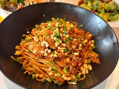 -巷子宽·酸菜鱼(迪士尼小镇店)