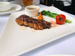 安格斯牛西冷牛排-乐意坊Alla Torre意大利手工披萨(陆家嘴旗舰店)