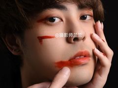 -金夫人化妆摄影职业培训学校