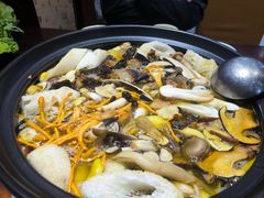 -菌之家·专业纯野生菌火锅·特色炒菌