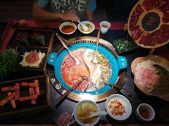 -吼堂老火锅(万寿宫店)