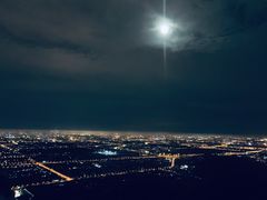 -鬼笑石后山停车场