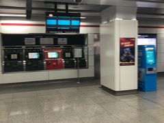 -闸弄口(地铁站)