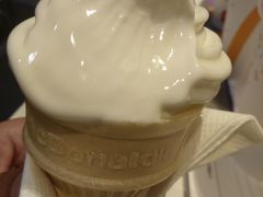 -麦当劳(世界城广场店)