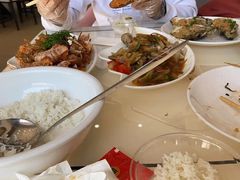 -覃记海鲜美食餐厅