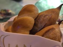 餐前面包-亚特兰蒂斯•OSSIANO奥西亚诺海底餐厅
