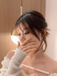 -拾光美甲美睫半永久