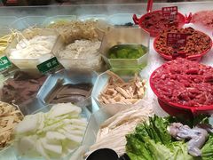 -成都你六姐·牛肉冒菜(上海长泰广场店)