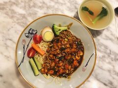 -轻捞慢起面馆(新世界百货店)