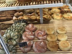-焙丽拾光(麦凯乐直营店)