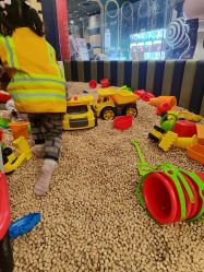 -MELAND CLUB亲子乐园·派对·餐厅(北京芳圆里ID MALL店)