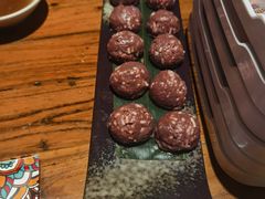 -老牌坊云南鱼豆花火锅(爱建店)