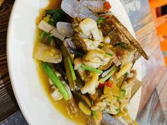 -庆余生平价生猛海鲜(海棠湾林旺夜市店)