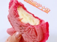 草莓流心芝士烧-粉粉乐鲷鱼烧(美罗城店)
