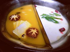 红颜花胶鸡锅-湊湊火锅·茶憩(石家庄万象城店)