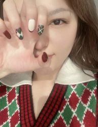 -爱美睫美甲会馆