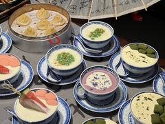 -蟹上黄·蟹黄面·江南糖水(人民广场店)