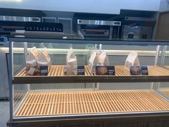 面包甜点陈列柜-爸爸糖吐司面包(宁波世纪东方店)