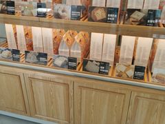 面包甜点陈列柜-爸爸糖吐司面包(宁波世纪东方店)