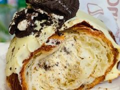 奥利奥羊角包-OUR Bakery(三里屯太古里店)