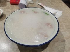 皮蛋瘦肉粥-荔银肠粉(广州天河华利路店)