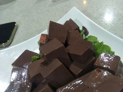 -墨脱石锅椰子鸡•香草鸭•东山羊(大东海店)