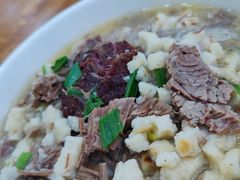 -刘信牛羊肉泡馍小炒(回民街店)