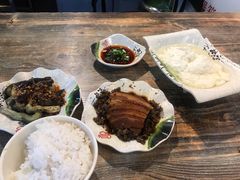 -丘艳豆花饭(国泰广场店)