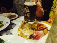 -皇冠自酿啤酒坊(中国红街5号楼店)