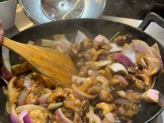 -胡须佬鸡煲四季火锅店(石厦西村直营店)