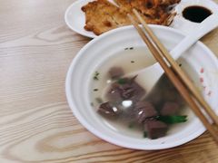 炸猪排-珊珊小笼馆(仙霞路店)