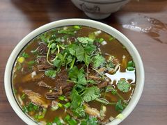 -小马牛肉面·牛骨熬制(南京博物院店)