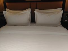 -万泊酒店(长沙五一广场国金中心店)