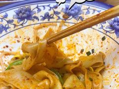 -陕味食族油泼面·小炒盖码面(双榆树店)