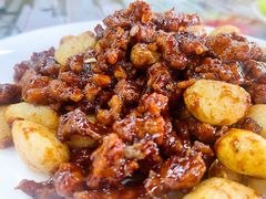黑蒜子牛肉粒-清真鸿起来饭庄(复兴路店)