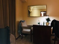 -扬子岛酒店(重庆洪崖洞解放碑店)