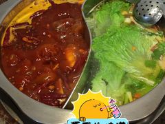 -重庆风光老灶火锅城(同德广场店)