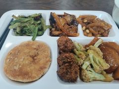 午餐自助-六和孝顺素食餐厅(西湖道店)