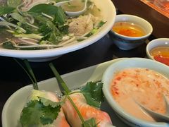 -大头虾越式风味餐厅(光明广场店)