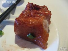 红烧肉 近景-毛家饭店·30年融合新湘菜(无影山店)