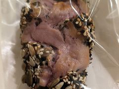 黑麦不老莓欧包-BHG Bakery(北京SKP店)