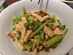 -费大厨辣椒炒肉(高铁吾悦广场店)